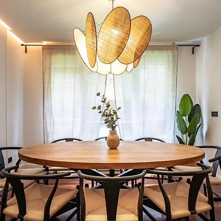 New! Lovely 4-bedroom Loft In