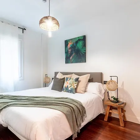 New! Lovely 4-bedroom Loft In Apartamento