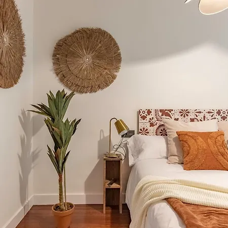 New! Lovely 4-bedroom Loft In *