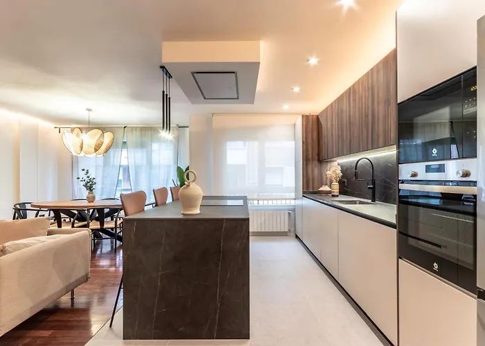 New! Lovely 4-bedroom Loft In Apartamento *