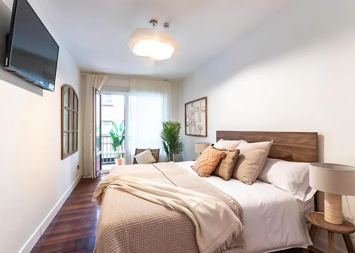 Appartamento New! Lovely 4-bedroom Loft In *