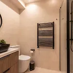 New! Lovely 4-bedroom Loft In Lejlighed *