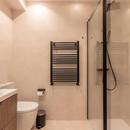 Apartamento New! Lovely 4-bedroom Loft In Bilbao